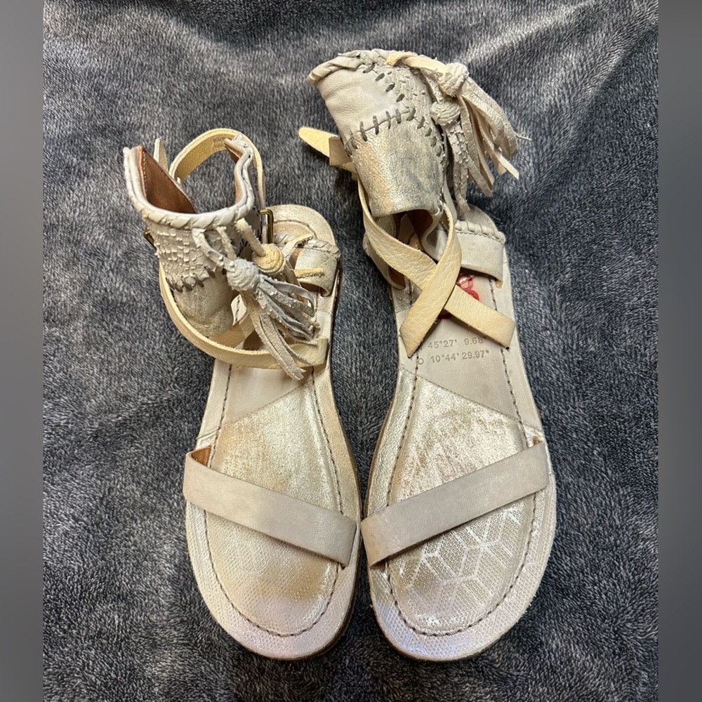 As98 sandals